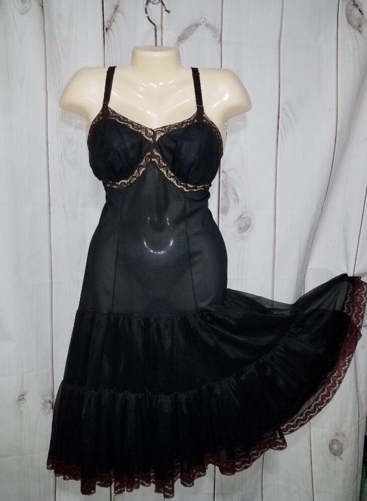 VTG 40 Perlcrest 36 Black Full Slip Double Layer Lined Lace Rockabilly Nylon 821
