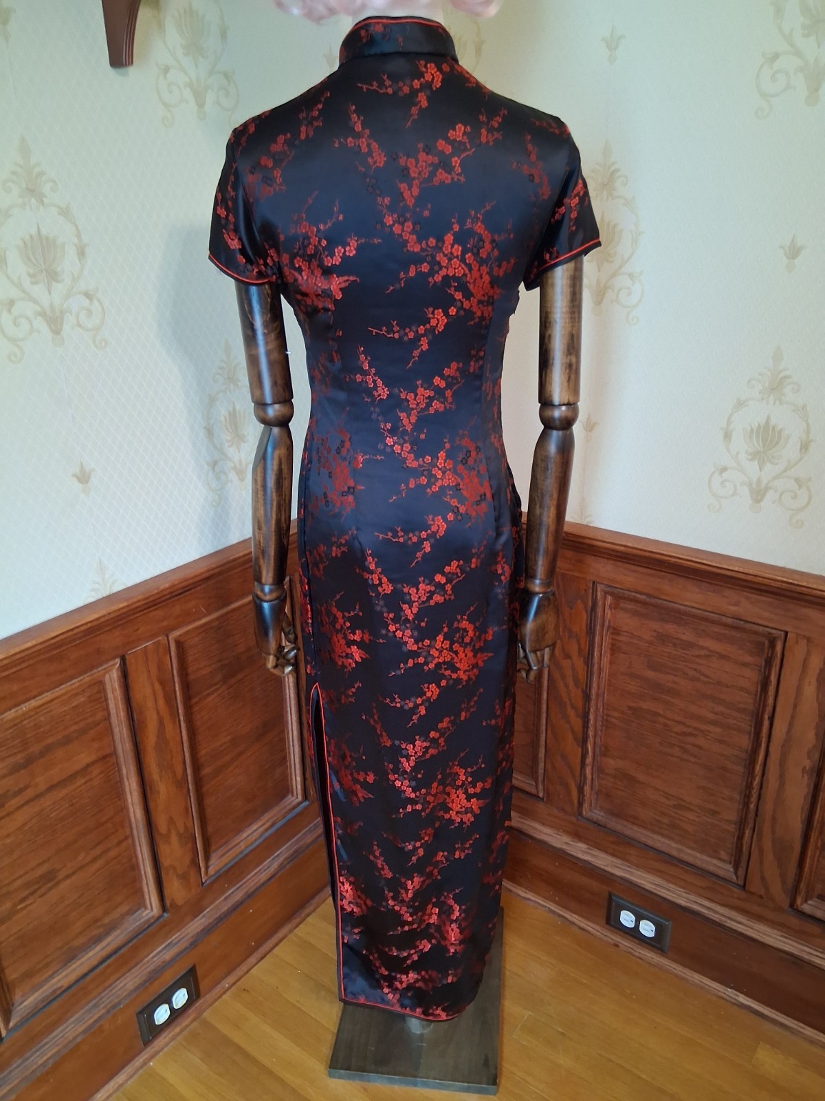 Vintage 1980s/90s Black Red Cherry Blossom Brocade Satin Cheongsam Chinese Dress