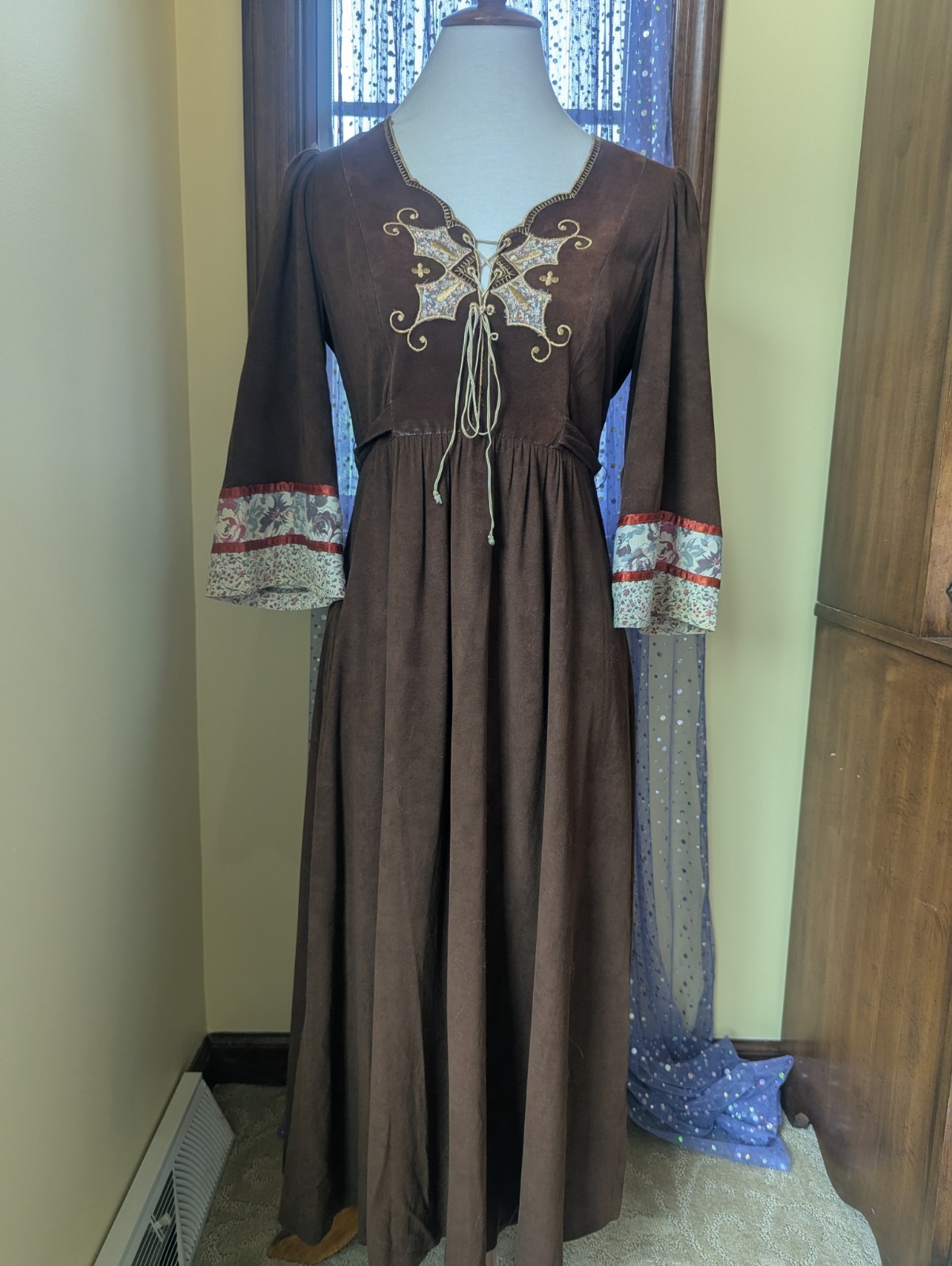 Vintage 70&rsquo;s Young Edwardian By Arpeja Brown Lace Up Bell Sleeves Hippie Dress S