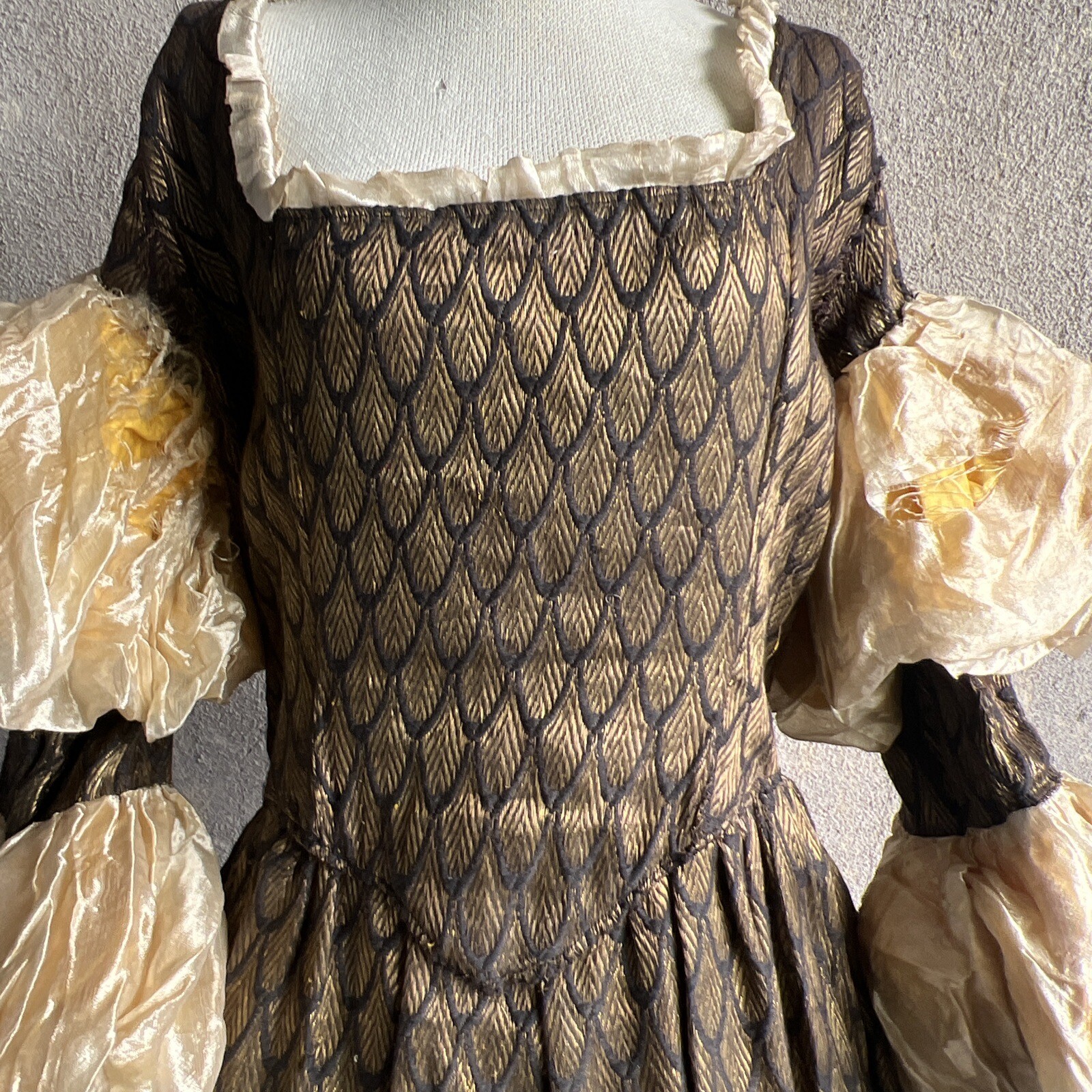 Antique Edwardian Gold Lamé Fish Scale Dress Gown Puff Sleeve Costume Vintage