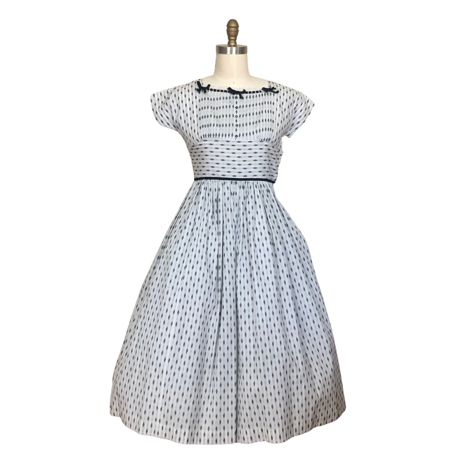 Vintage 1950s Black White Diamond Print Full Skirt Dress | 1950s Vintage Dress