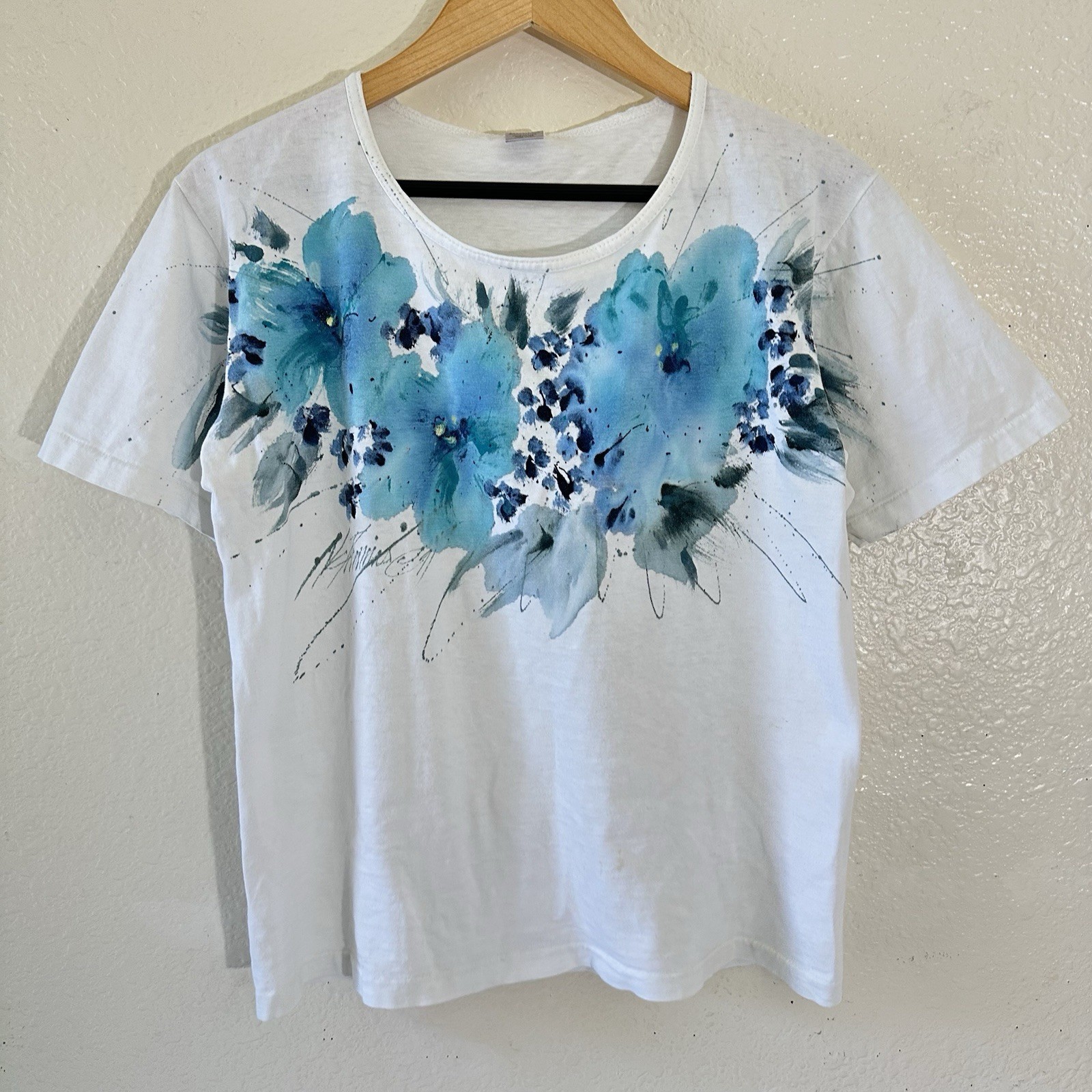 VTG Single Stitch Women’s 90s Tee Oneita White Size M Florals Made In USA