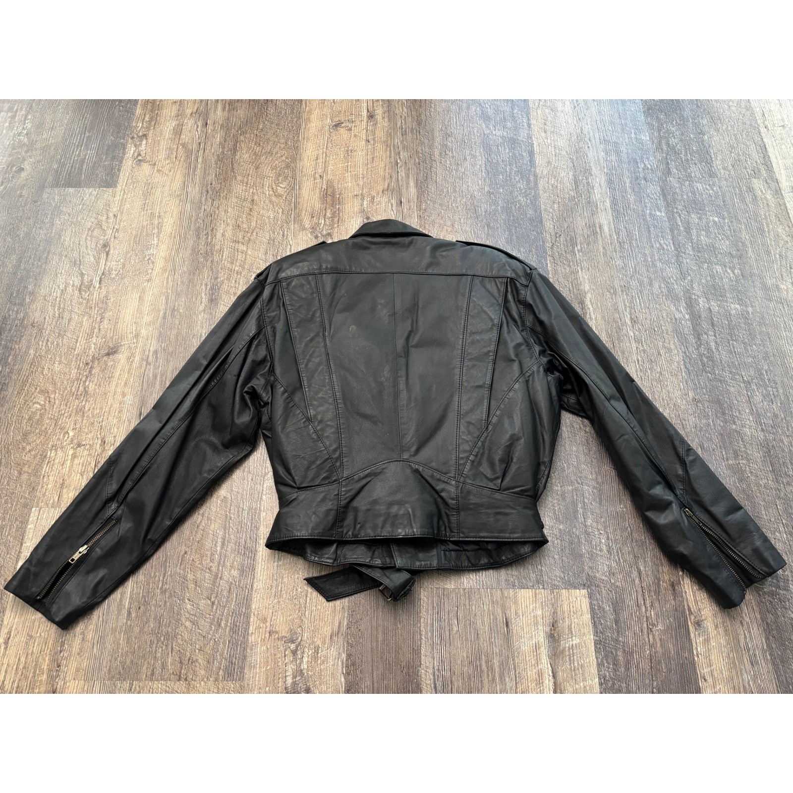 Vintage Chia Black Leather Biker Jacket Thinsulate Liner Belted Moto 2126 M