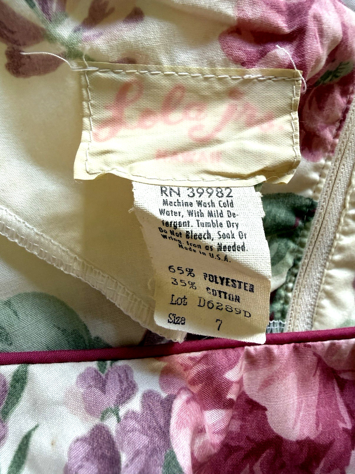 VTG 80&rsquo;s Hawaii Lola Jrs Women&rsquo;s Floral Roses/Lilacs Ruffle Midi/ Tea Dress Sz 7