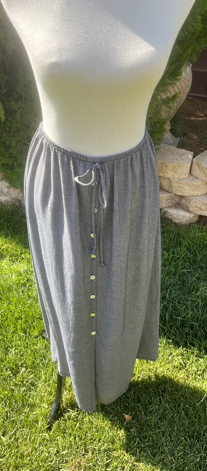 Skirt Black Size:Large Long Clio Adjustable Waistband Drawstring Buttondown
