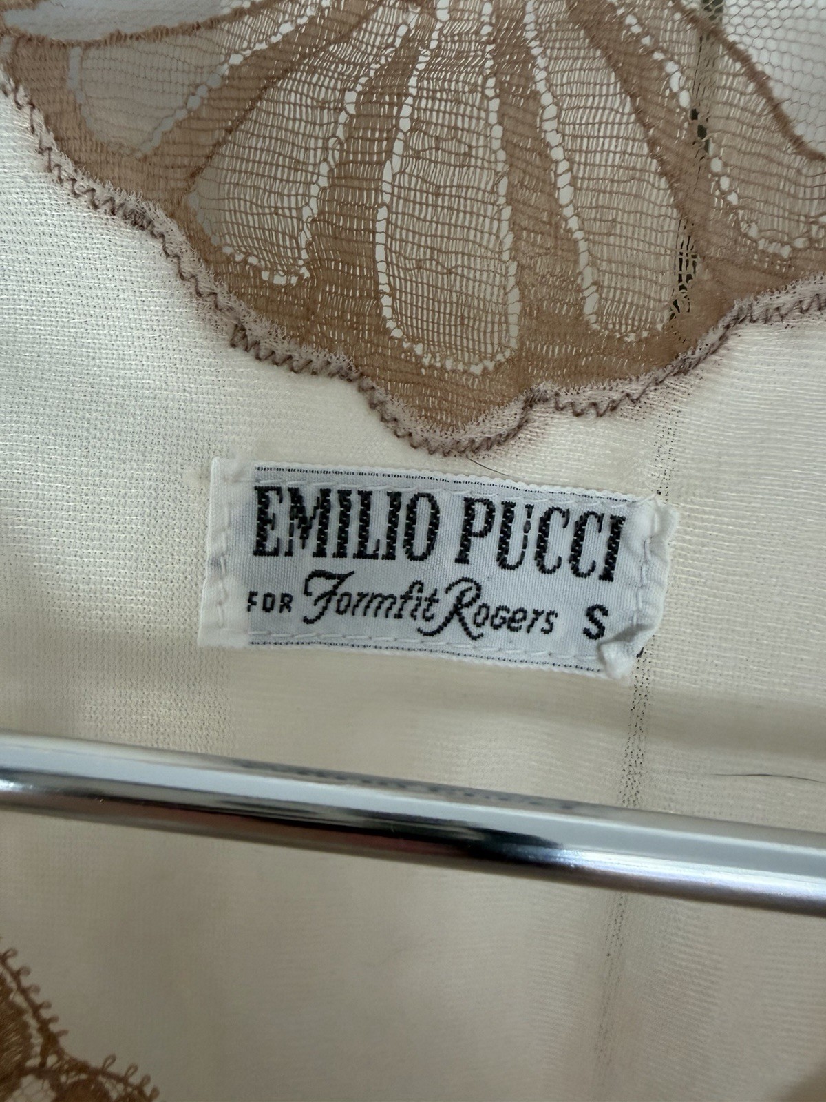 EMILIO PUCCI FORMFIT ROGERS Nightgown SET! Small. See Pictures For “flaws”.