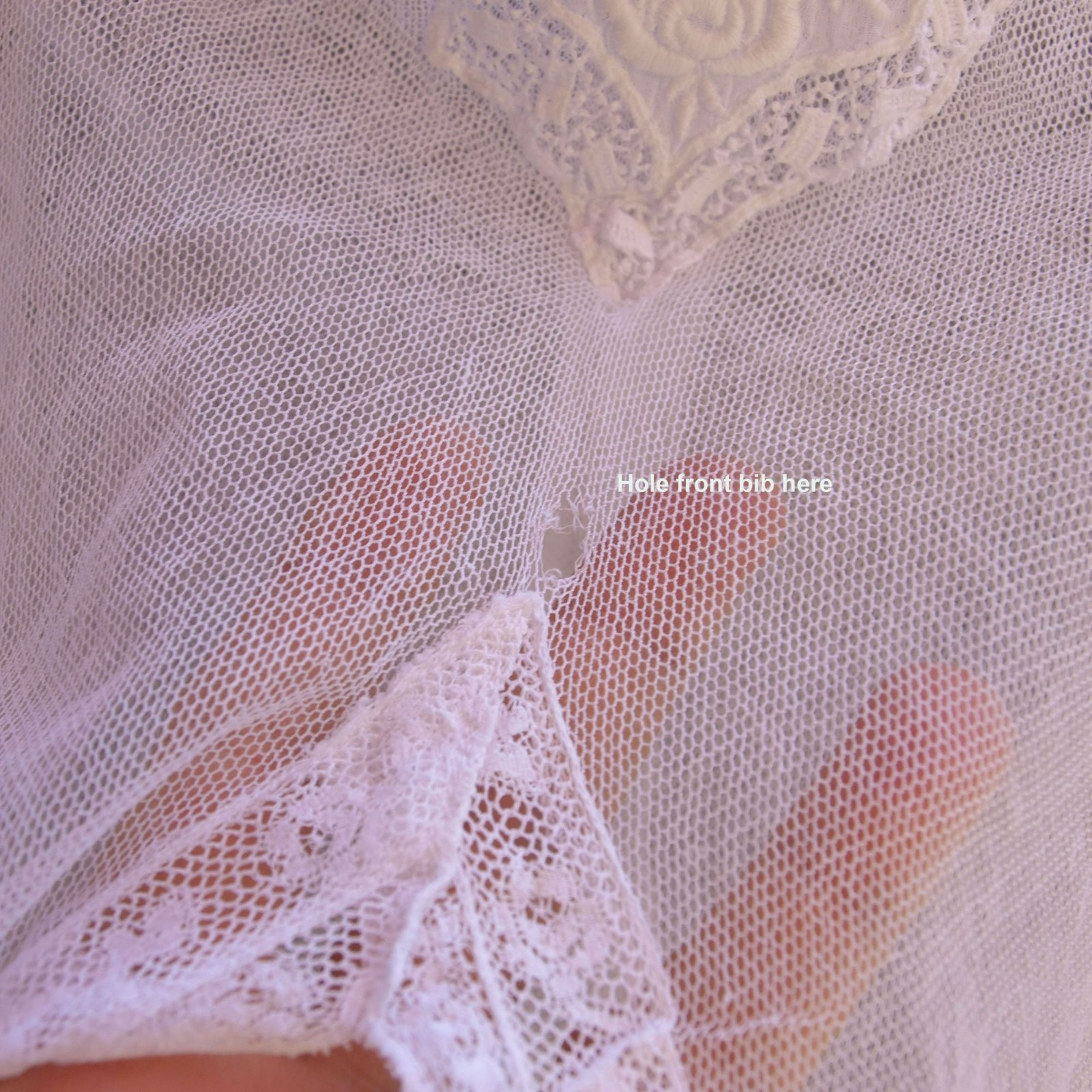 Edwardian White Embroidered Sheer Net Lace Dress Young Woman Girl 25&Prime; Waist 36.5