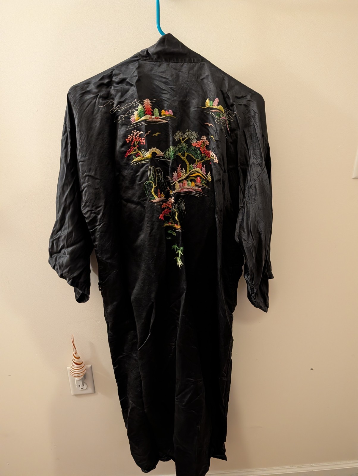 Golden Bee Black Multicolor Embroidered Asian Inspired Vintage Robe