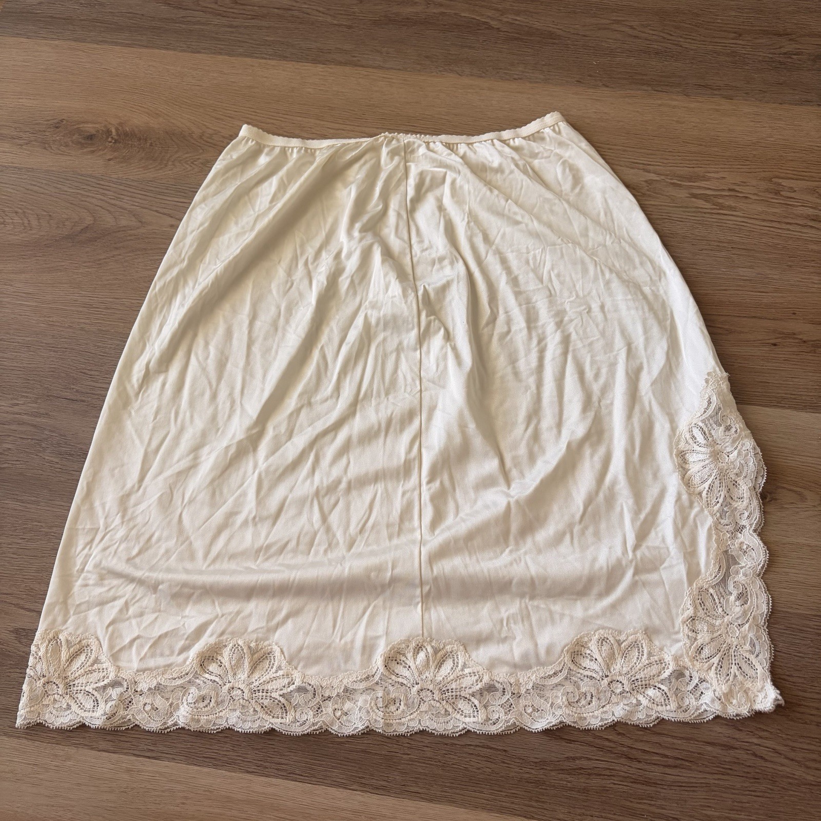 Vintage Shadowline Half Slip Womens XL 26” Ivory Nylon Lace Hem Skirt Slip