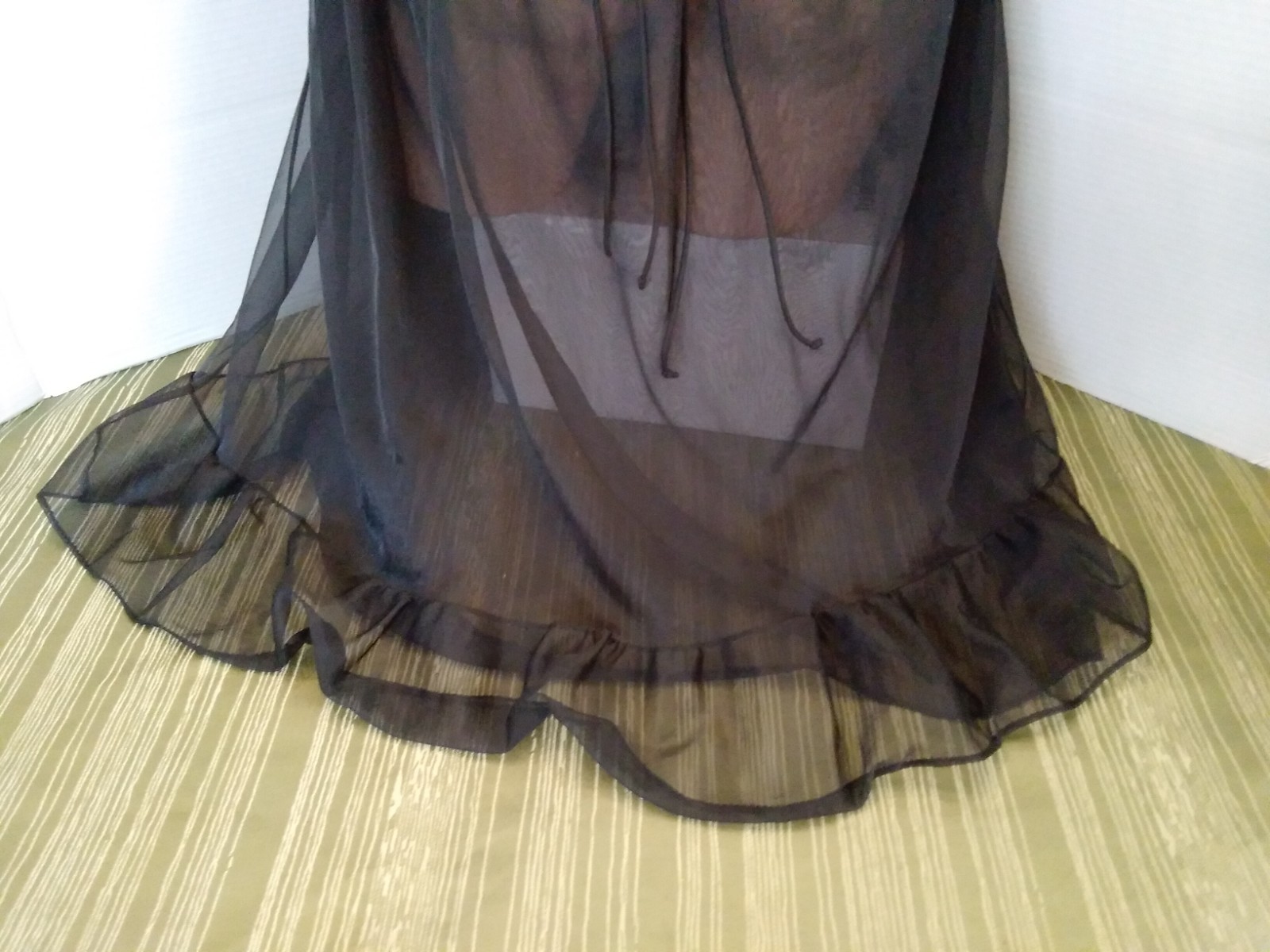 Vintage Elegant Black Kayser Chiffon Nylon Dress Slip Pleated Lingerie Size 32
