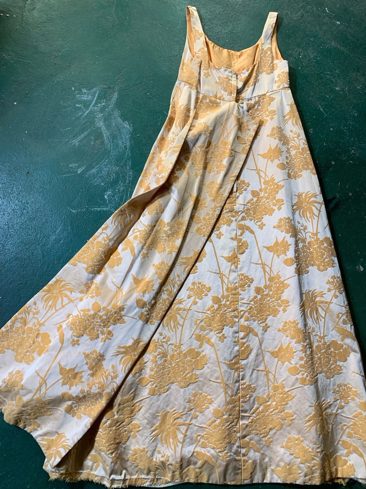 Vintage 1950s Velvet Embossed Floral Pattern Peach Gown Pleated Eveningwear
