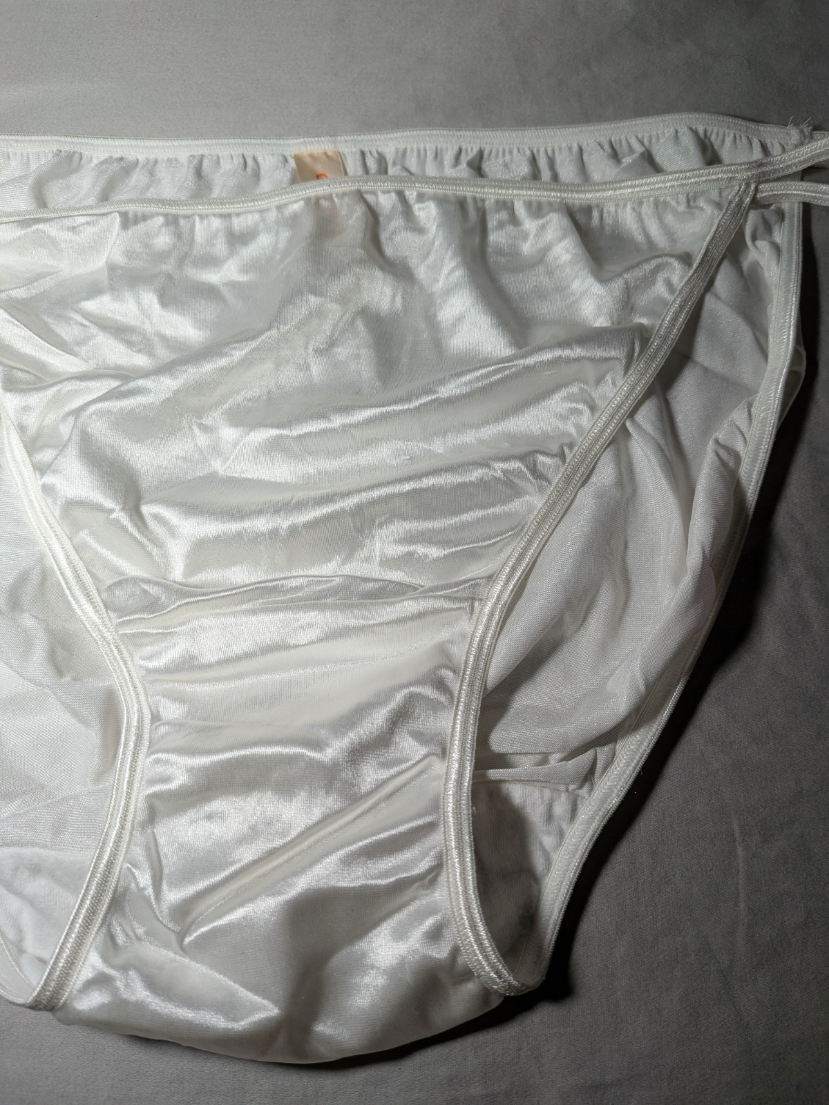 Vintage Cacique Second Skin Satin String Bikini Panties White 14/16