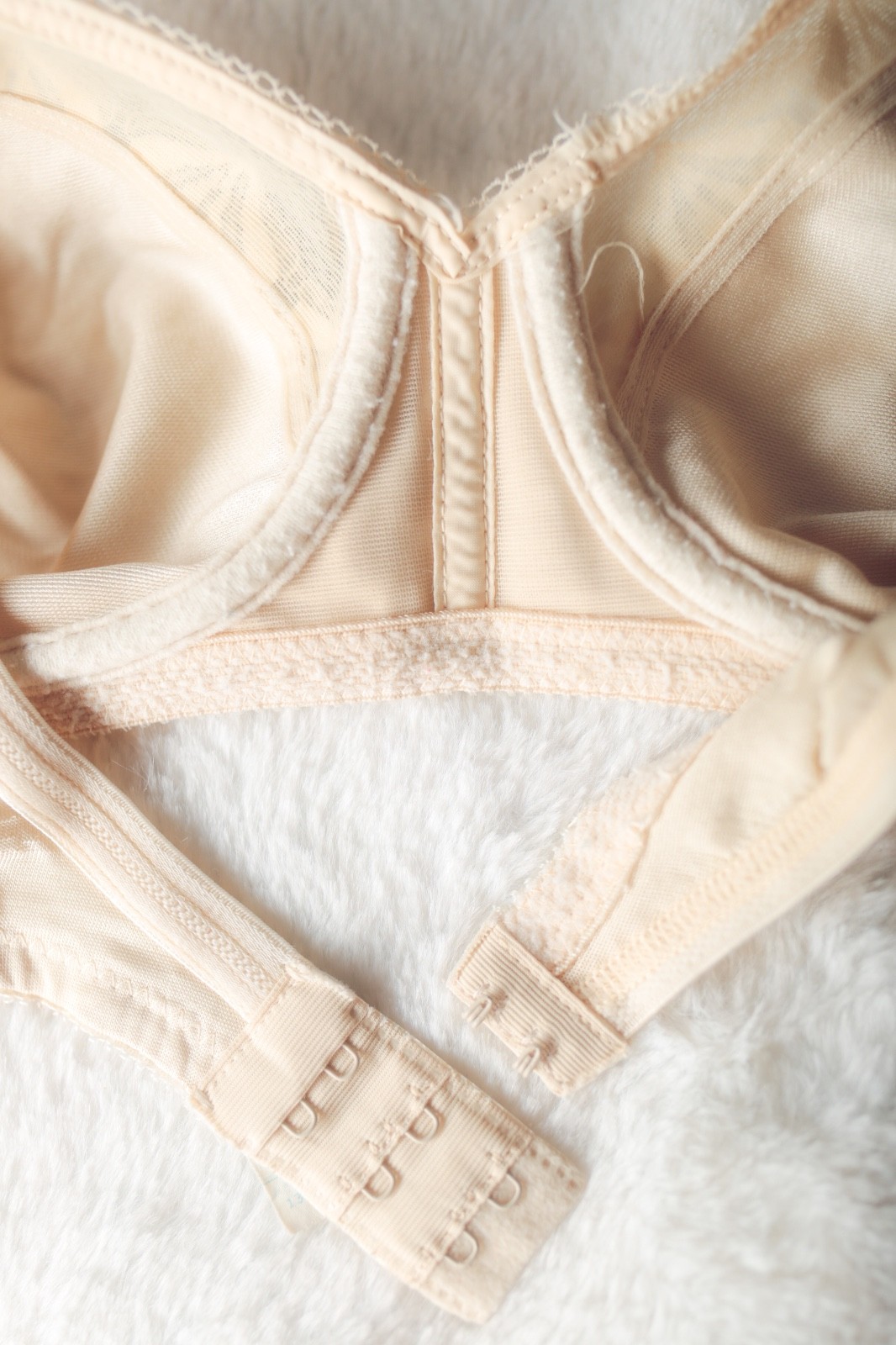Happy Medium Vintage Retro Satin Unlined Pointy Wireless Bra Ivory 34B