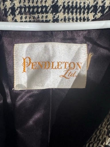 Vintage Pendleton Ltd. Plaid Wool Coat Long Winter Jacket Classic Heritage Style