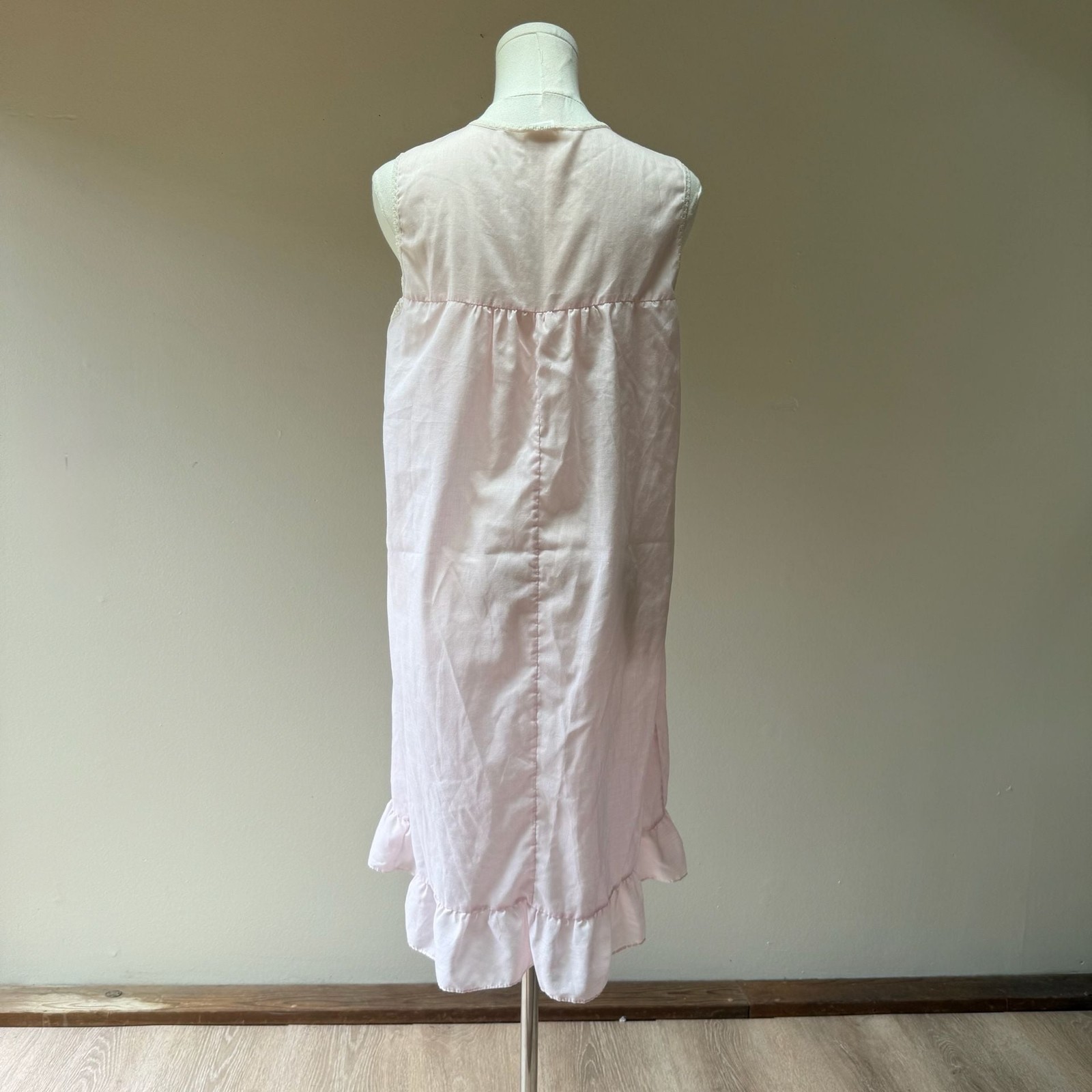 Vintage Montgomery Ward Pink Floral Embroidered Sleeveless Nightgown
