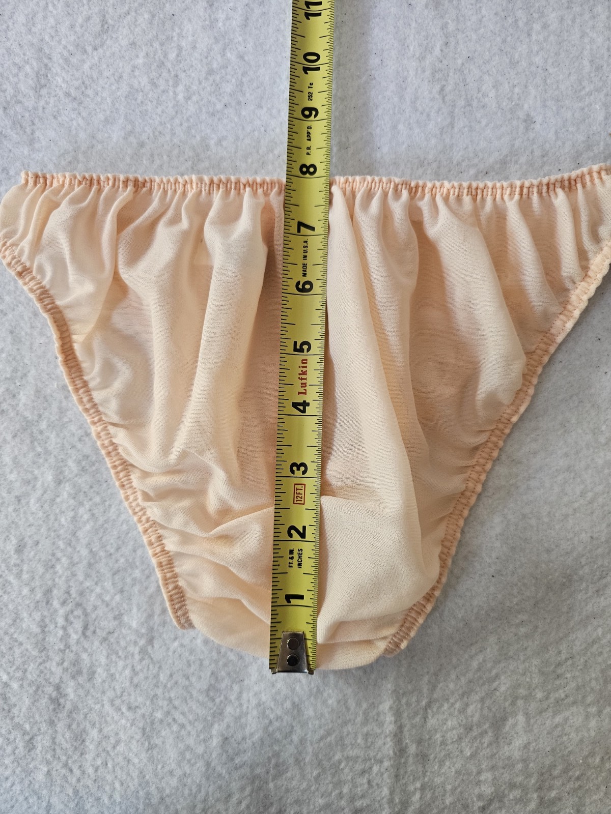 Vassarette Sheer Nylon Bikini Panties Peach Lace Front Size 6 USA
