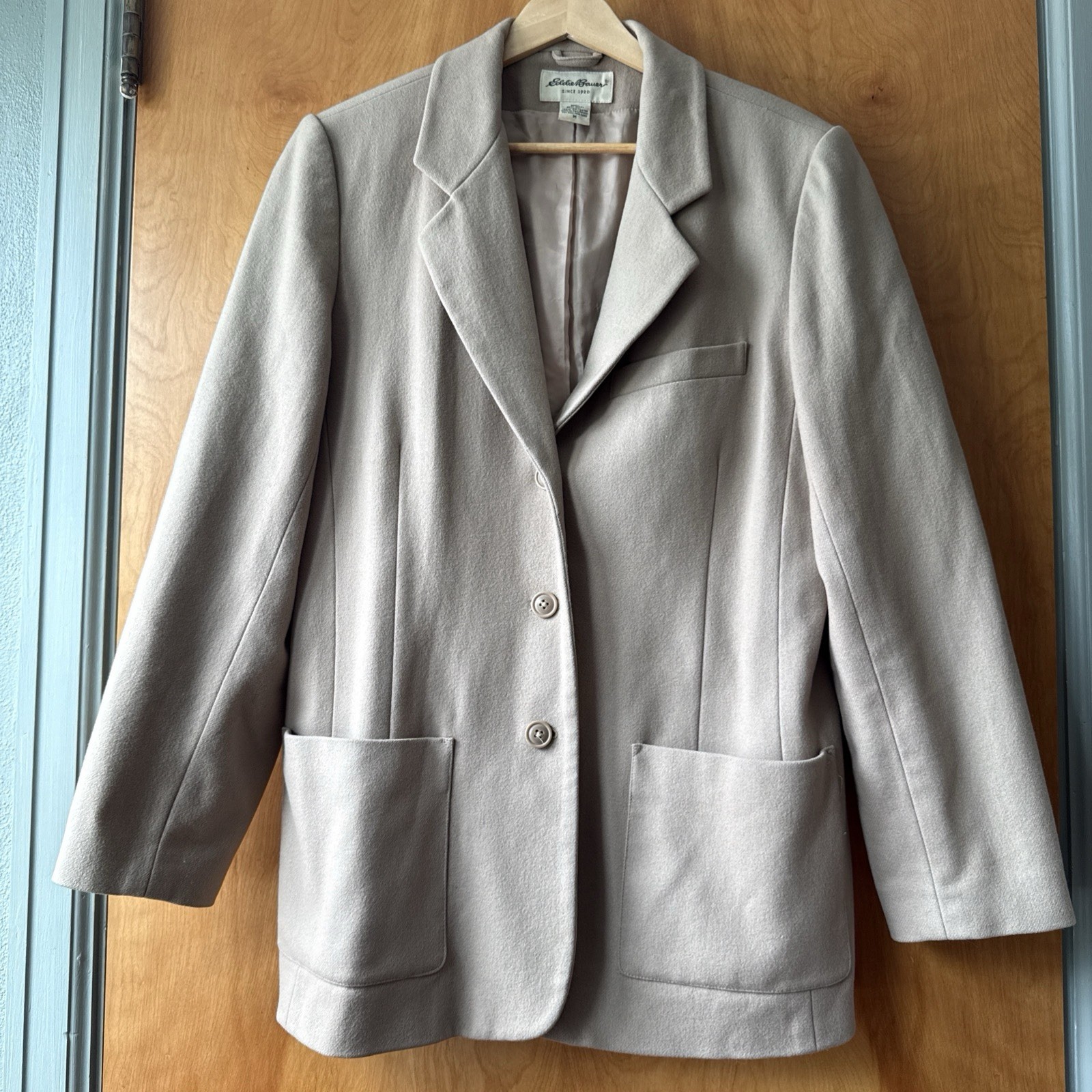 Vintage tan wool Eddie Bauer women’s blazer size medium 90s Mom