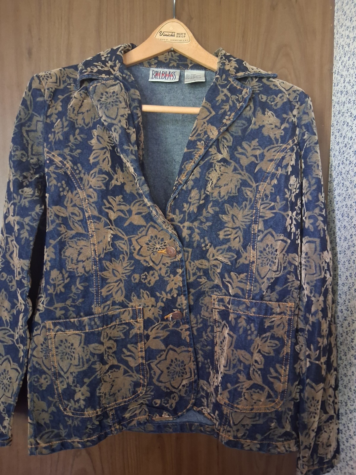 Vintage Bill Bass Jeans Women&rsquo;s Jean Jacket Gold Velvet Floral Size Small
