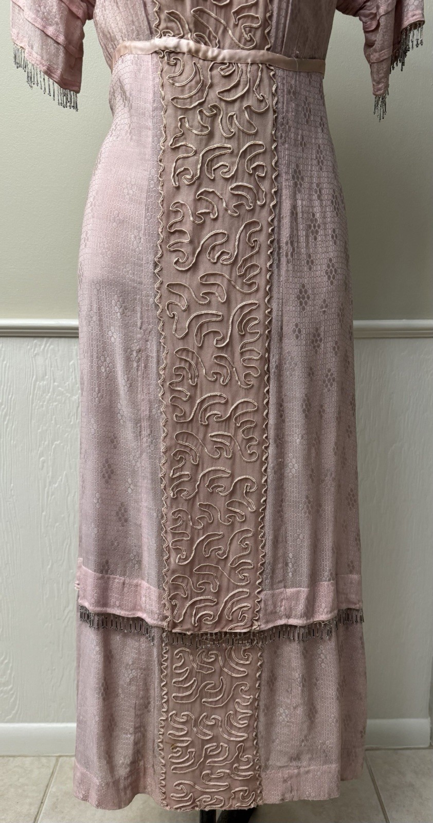 Vintage 1920s Pink Silk Jacquard Flapper Dress Soutache Bugle Bead Fringe Deco
