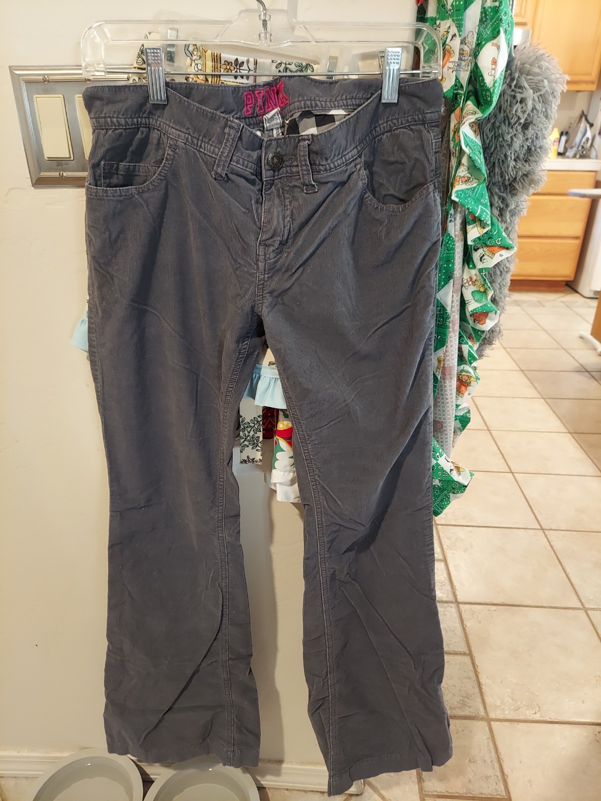Vintage Y2K Pink Victoria&rsquo;s Secret Corduroy Flare Pants. Size 8 Lowrise