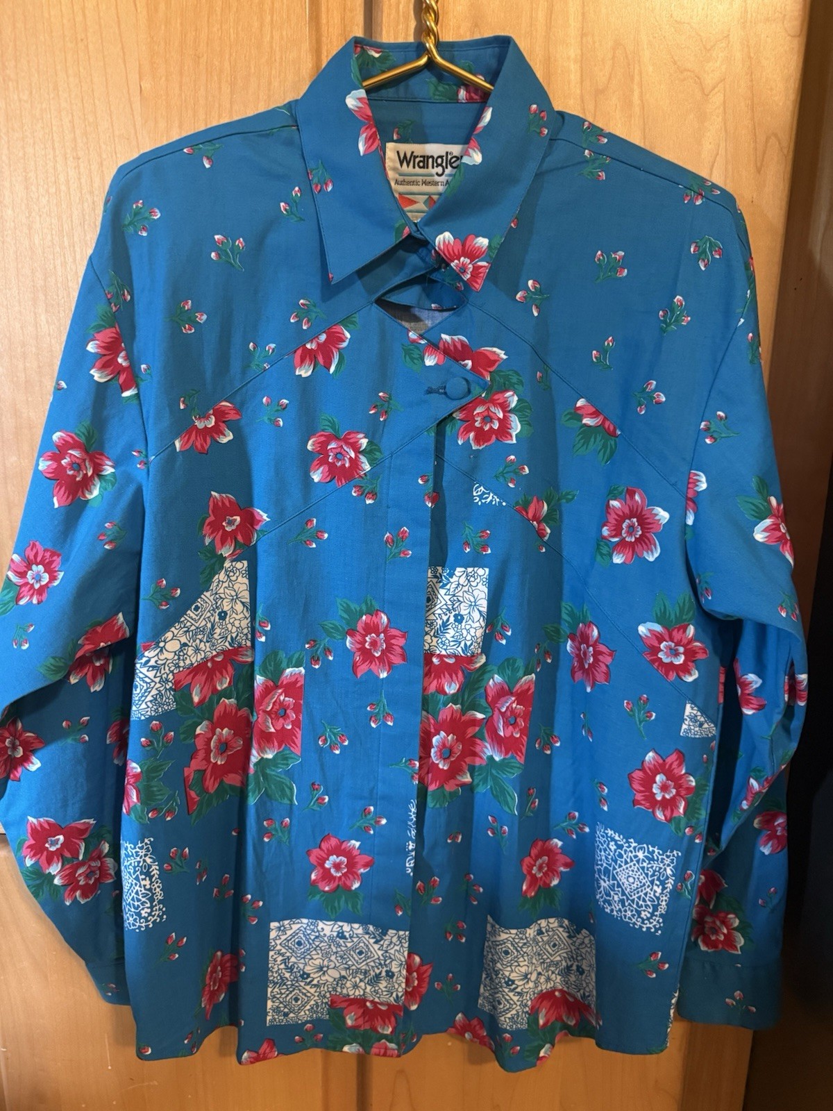 Women’s Vintage Wrangler Floral Faux Patchwork Country Western Shirt Size XL