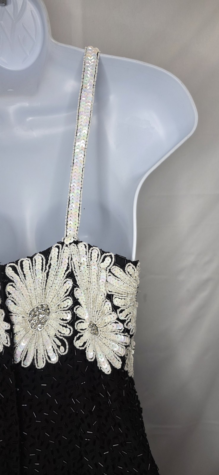 VTG Frank Usher Heavy Beaded & Sequinned 100% Silk Dress Size S 80s 90s Floral