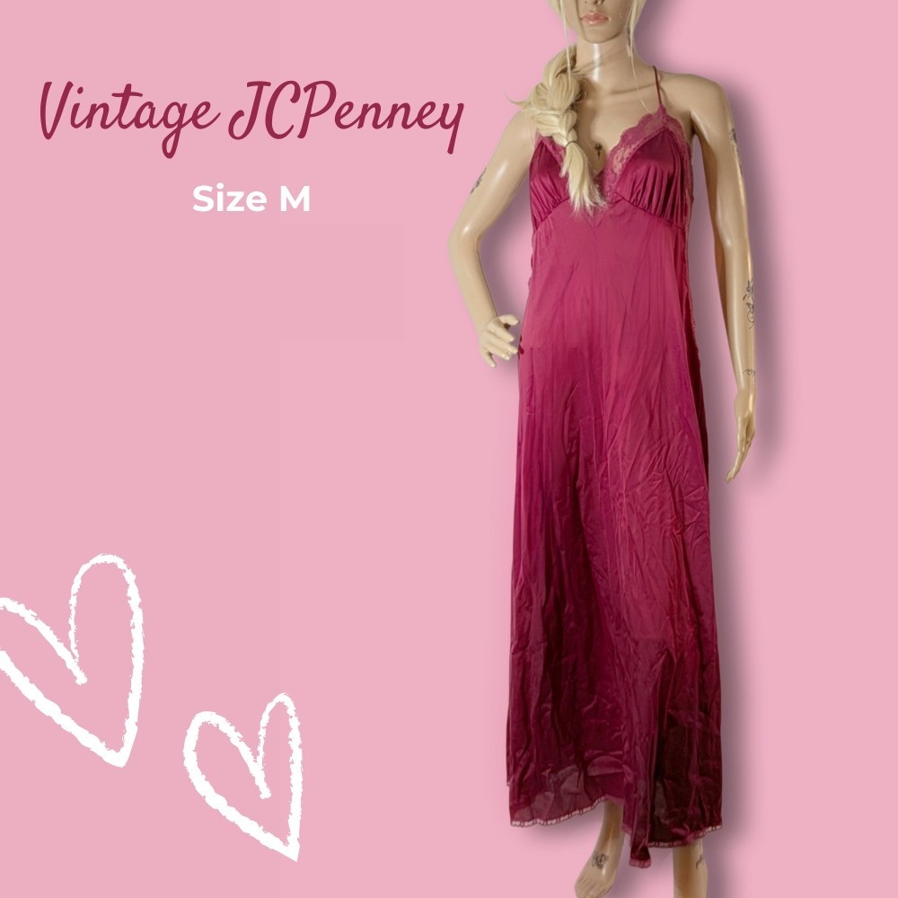 Vintage JCPenney Lingerie Valentine&rsquo;s Day Satin and Lace Nightgown Size M