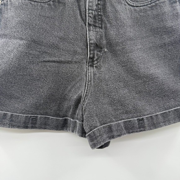 Vintage 90&rsquo;s Express EXP High Waisted black Denim Shorts USA Mom Jeans Sz 13/14