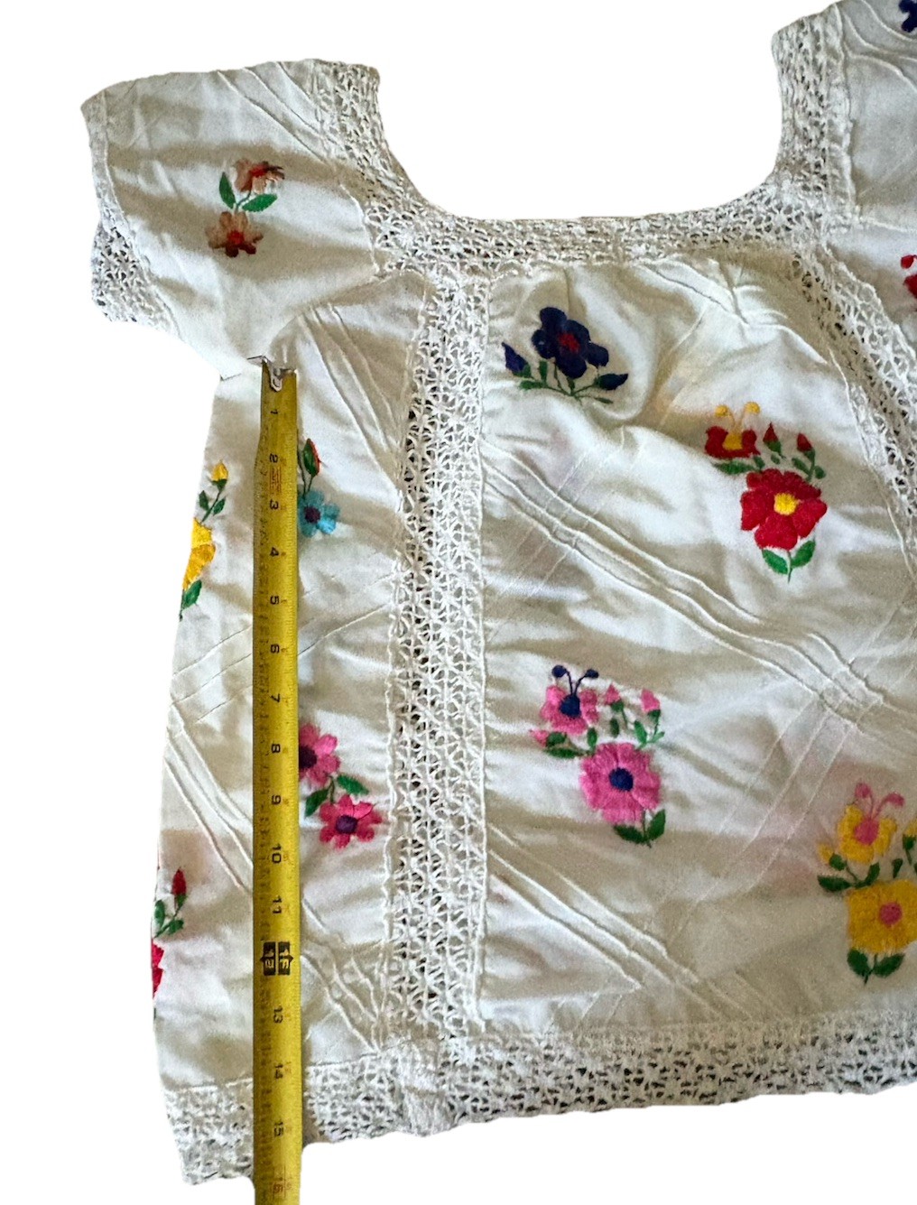 Vintage Handmade Mexican Peasant Style Embroidered White Flowered Blouse S/M