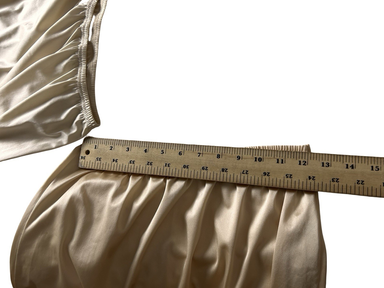 2 VTG Vanity Fair Half Slips Undergarment Size M/L Beige Cream Loose Fitting