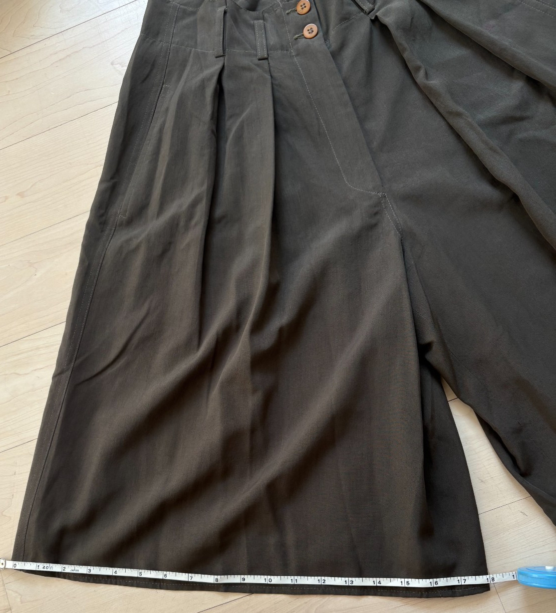 VTG Giorgio Armani Pleated Pleated Long Shorts, Pure Silk, Altered