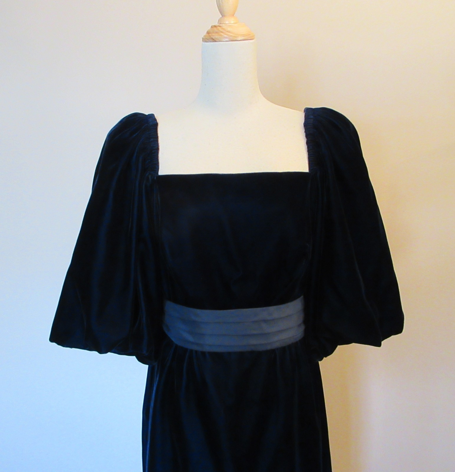 Vintage 1960s Miss Elliette Blue Velvet Evening Gown Dress