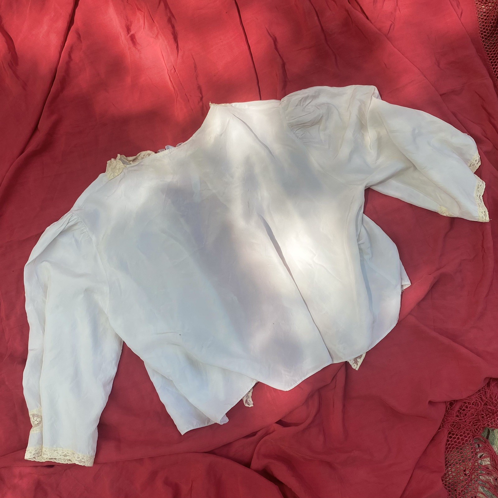 Vintage 1930s 1940s Baby Blue Lace Trim Rayon Bed Jacket One Size
