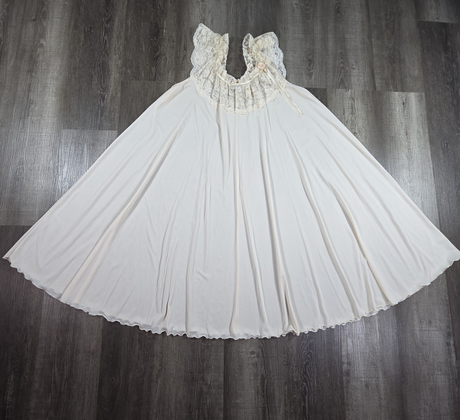 Vintage Miss Elaine Ivory Nightgown Womens Medium Nylon Lace Sleepwear Cottage