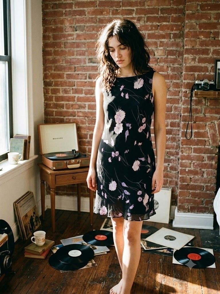 Vintage 90s Grunge Floral Midi Dress Size 8 Sleeveless Soft Rayon Cottagecore