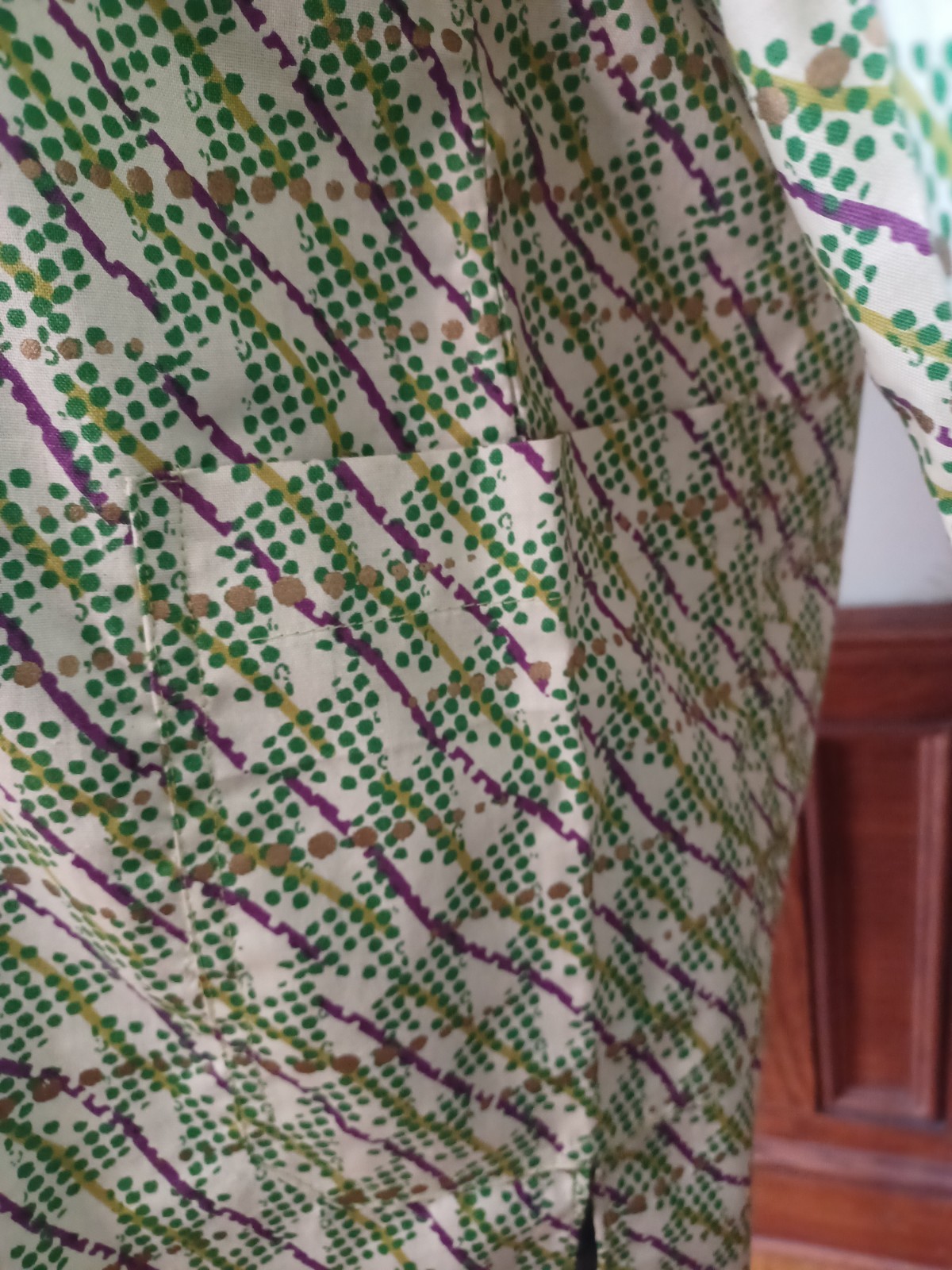 Vintage 1960s/70s Hand-Embroidered Green Purple Metallic Silver Mod Hippie Shirt