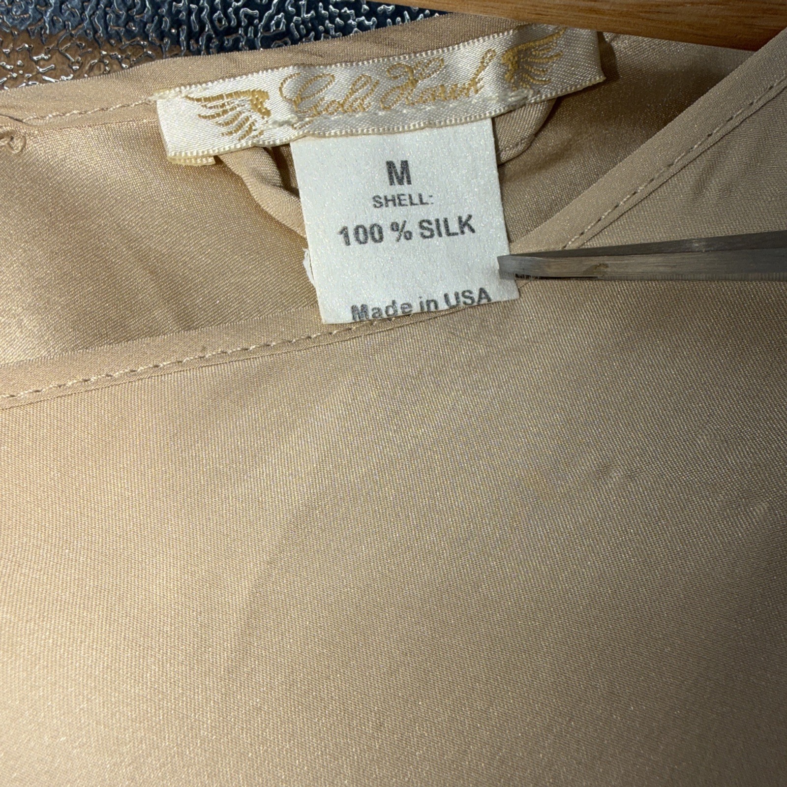 VTG Gold Hawk 100% Silk Blouse M Asymmetric Colorblock Sleeveless Top Beige USA