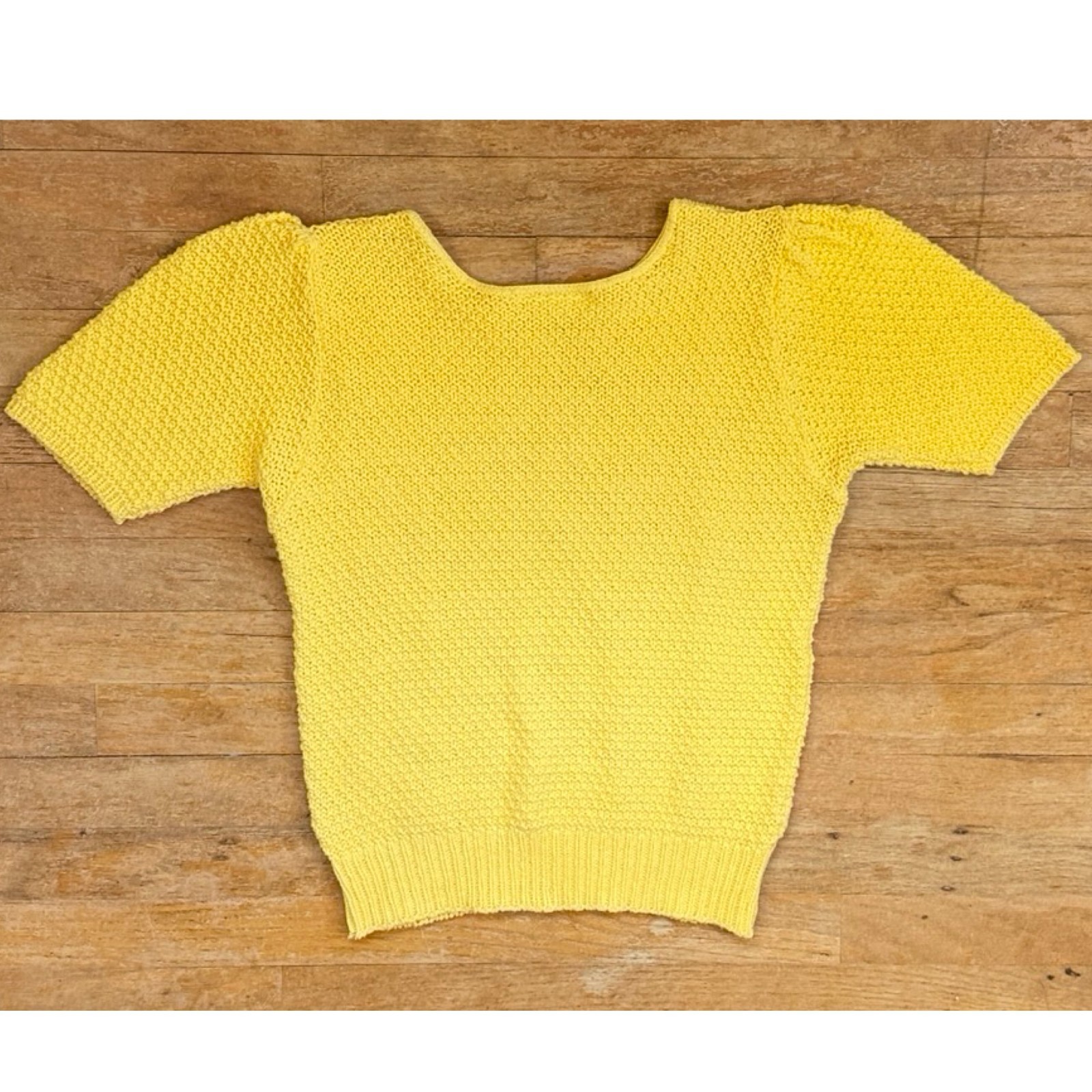 Vitnage Yellow Knit Cotton Eyelet Top Size Small 70s Cableknit Shirt Scoop Neck