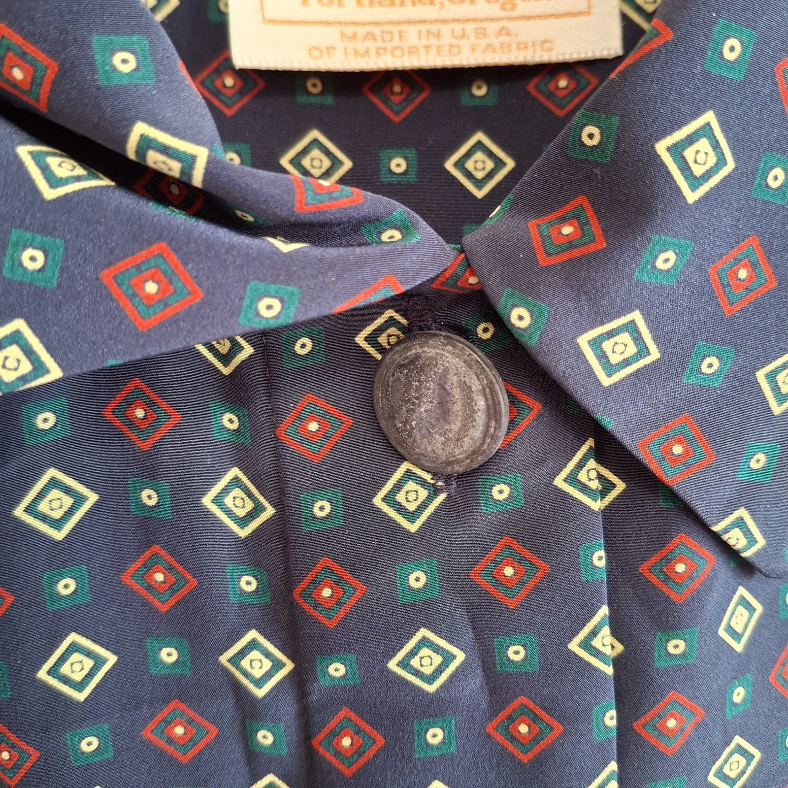 Pendleton Size 8 Blouse Vintage Button Accent Collar Blue Geometric Made In USA