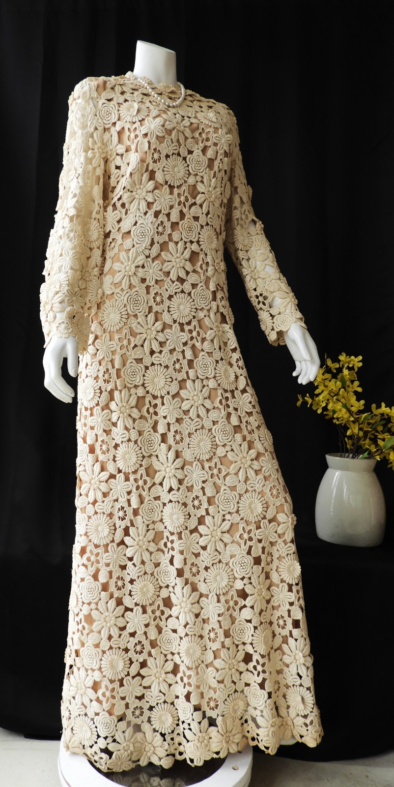 RARE 1940&rsquo;s Off-White Crochet Floral Lace Full Length Dress|Millie Parnis NY sz