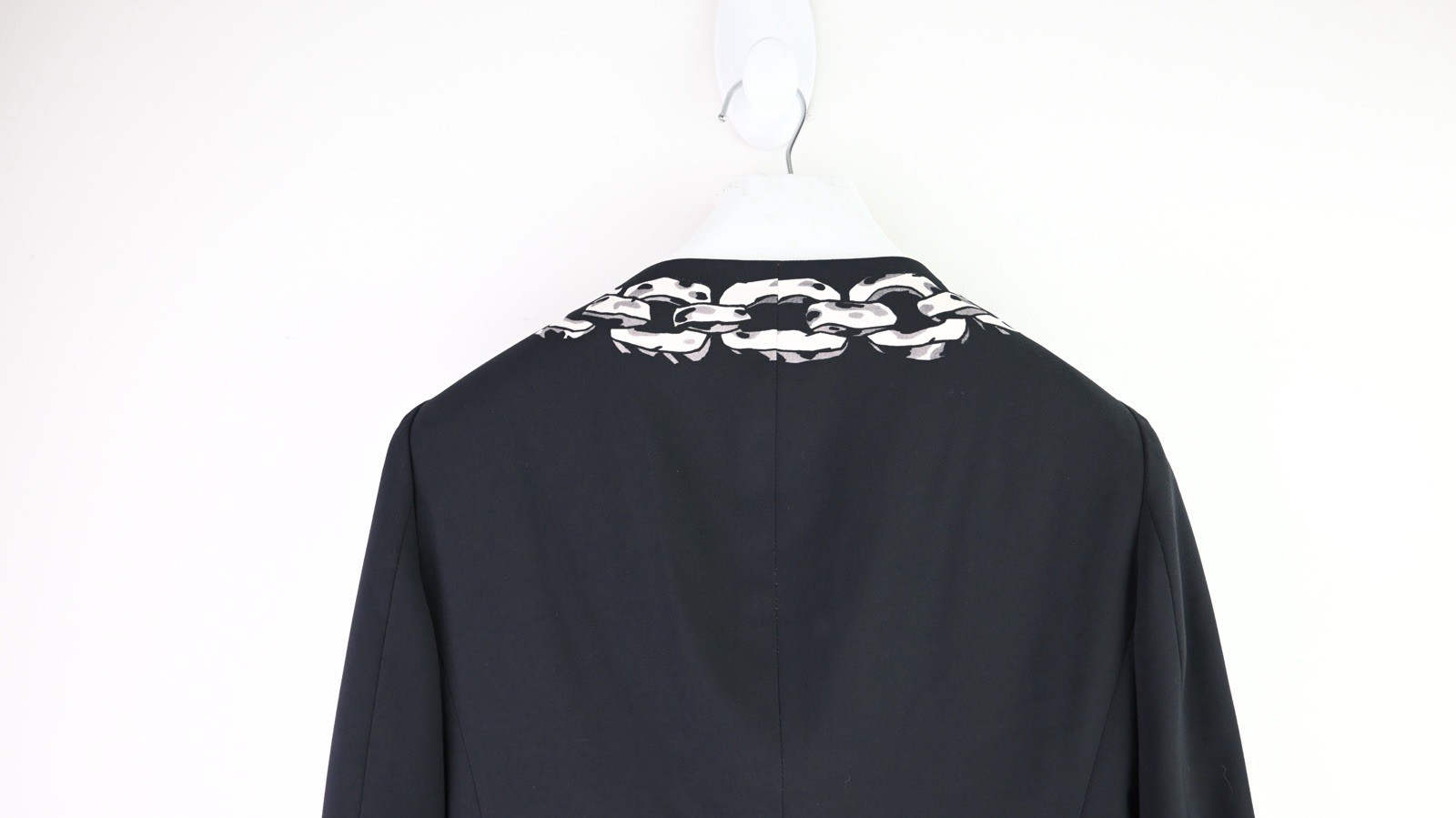Moschino Cheap & Chic Chain print blazer in black size IT42/UK12