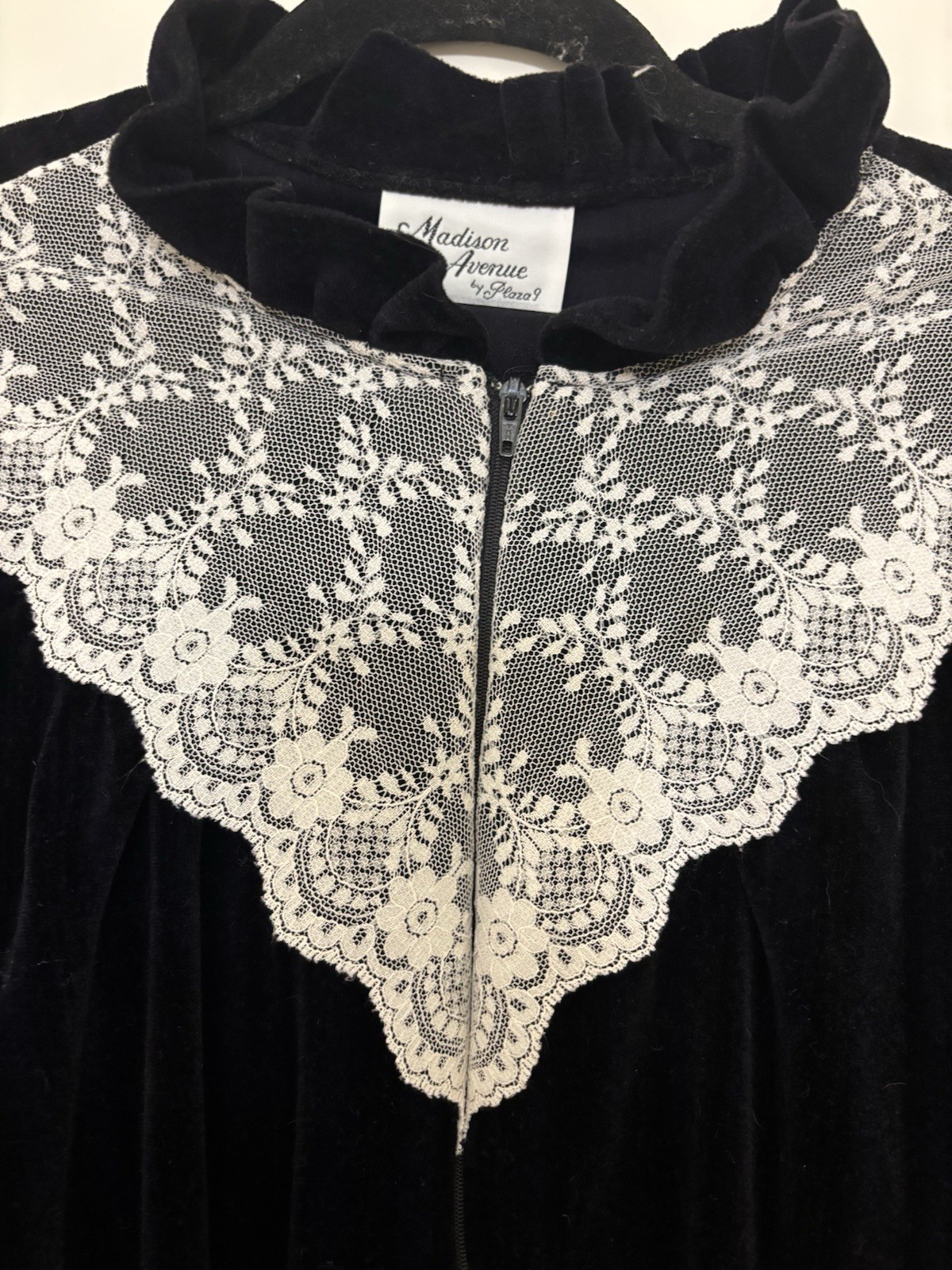 Vintage Lace Trimmed Bathrobe Ruffled Collar Black Velvet Washable, Granny Core