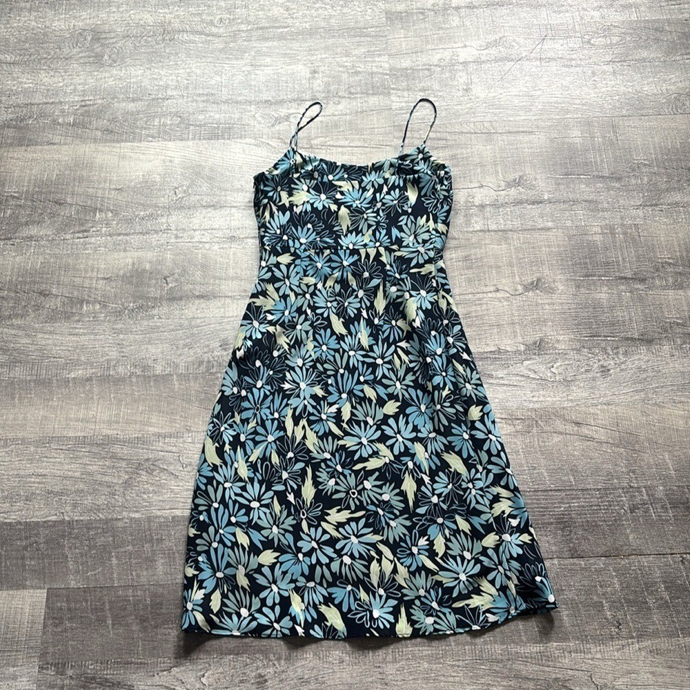 Express Vintage Fitted Midi Dress