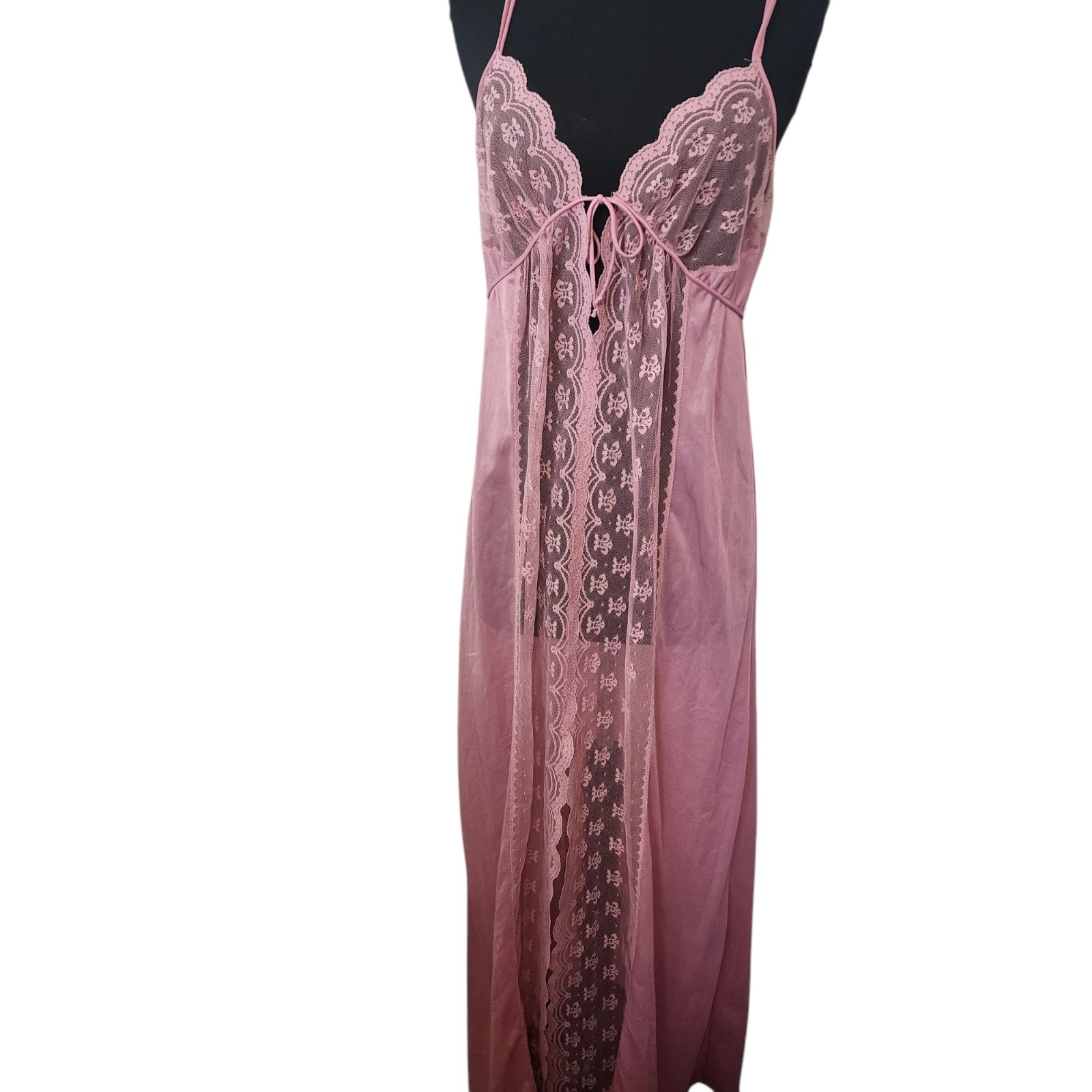 Vintage Undercover Wear Long Nylon Lace Nightgown Mauve Size medium Front Slit