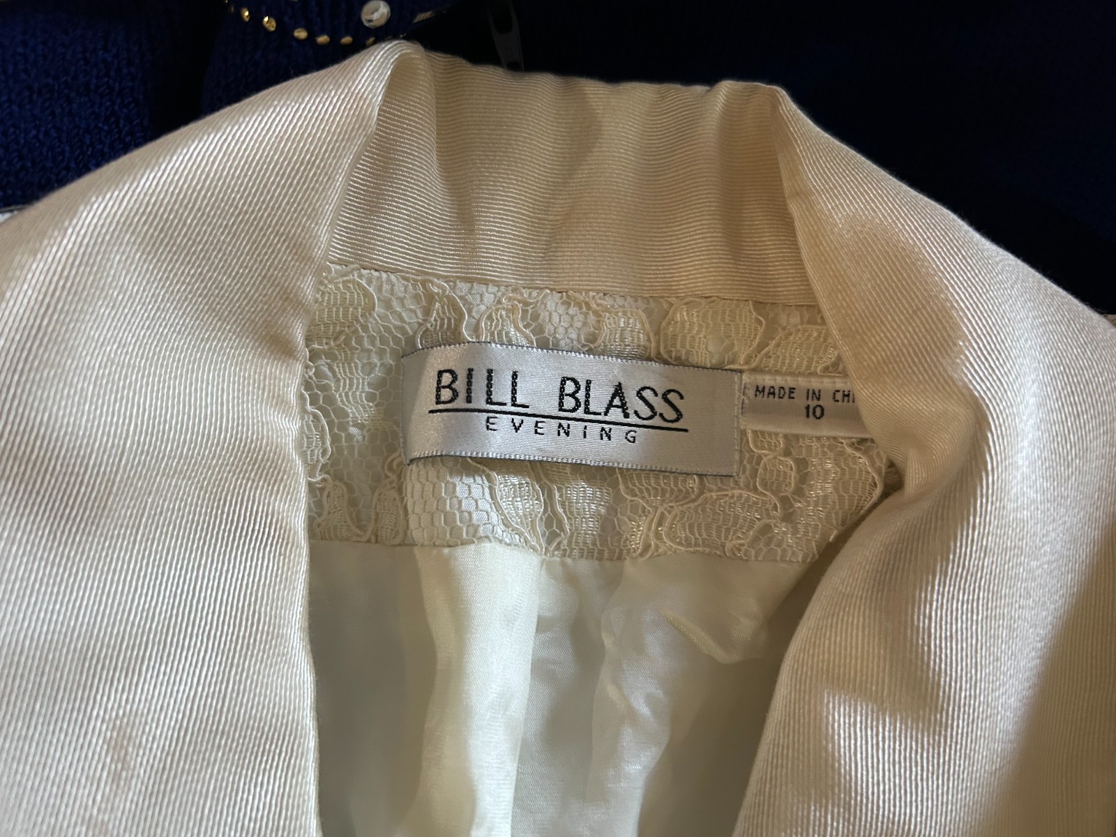 1980S BILL BLASS 3 PIECE IVORY OUTFIT DRESS SIZE 10- SOLID BEADED JACKET!