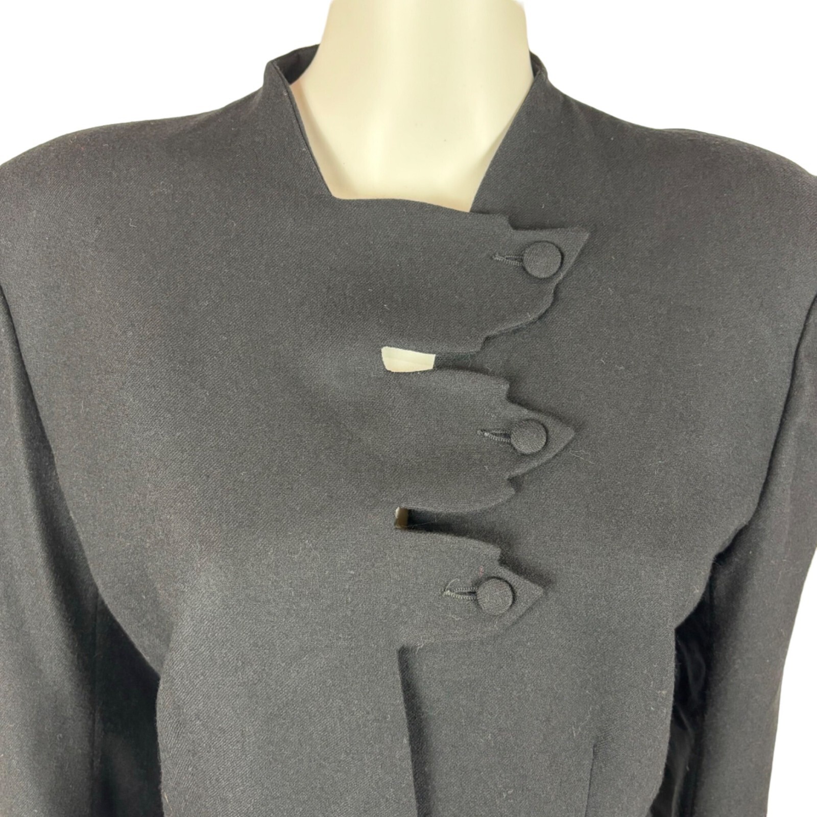 Vintage 80s Blazer Women&rsquo;s Large Black Wool Suit Jacket Leaf Closures Emmanuelle