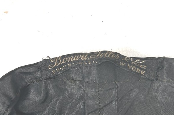 antique skirt w/train 1880 black taffeta waist 30 in. original 1890s