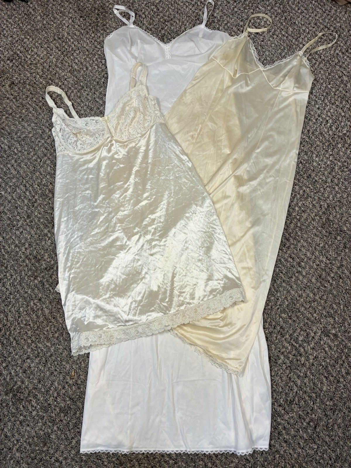 VTG Vanity Fair Warners Lingerie 3 Piece Satin Slips Lace Underwired 34/36 Cream