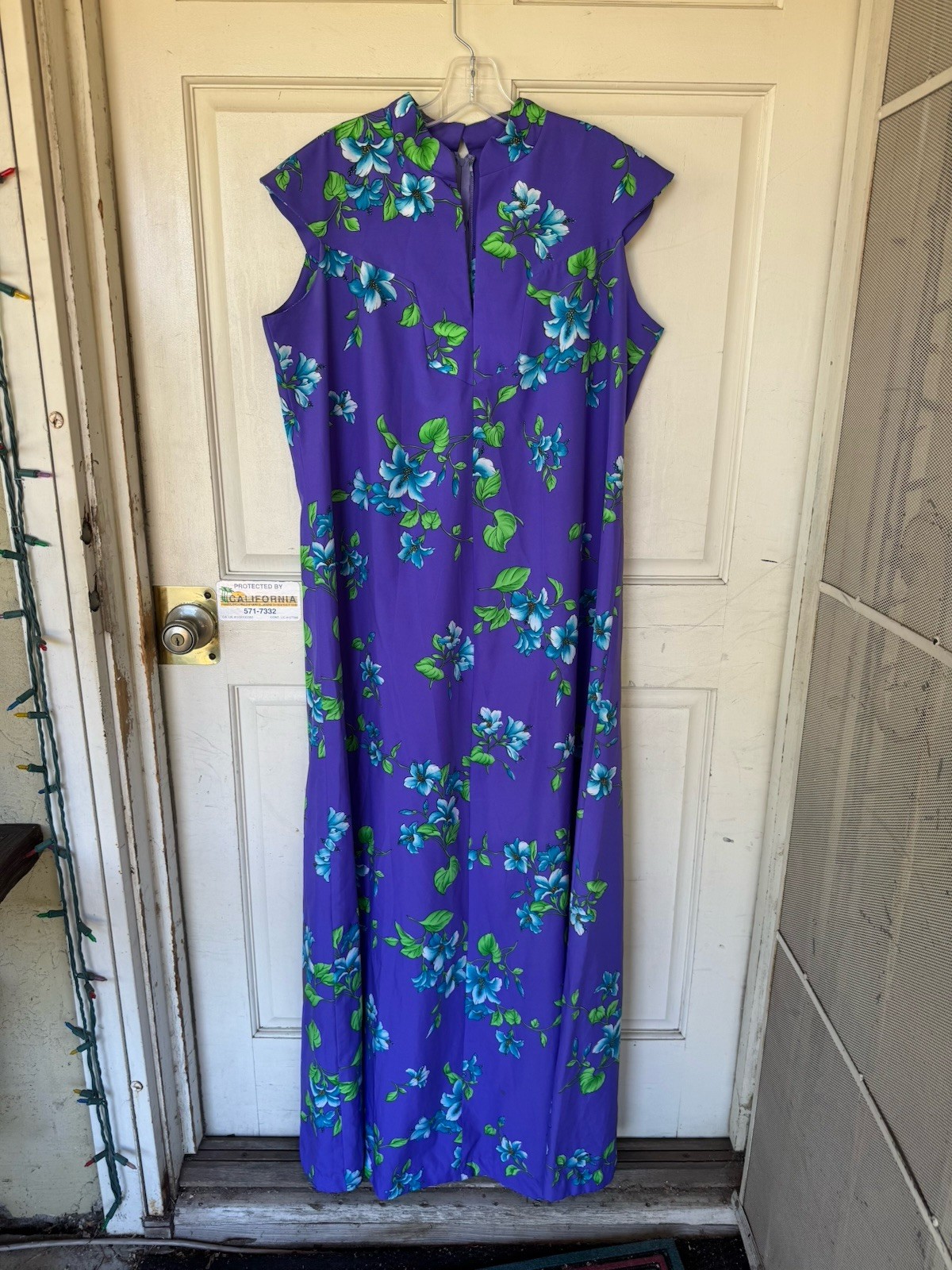 Vintage Early 1980s Hilo Hattie’s Hawaiian Maxi Dress Large – Made in USA