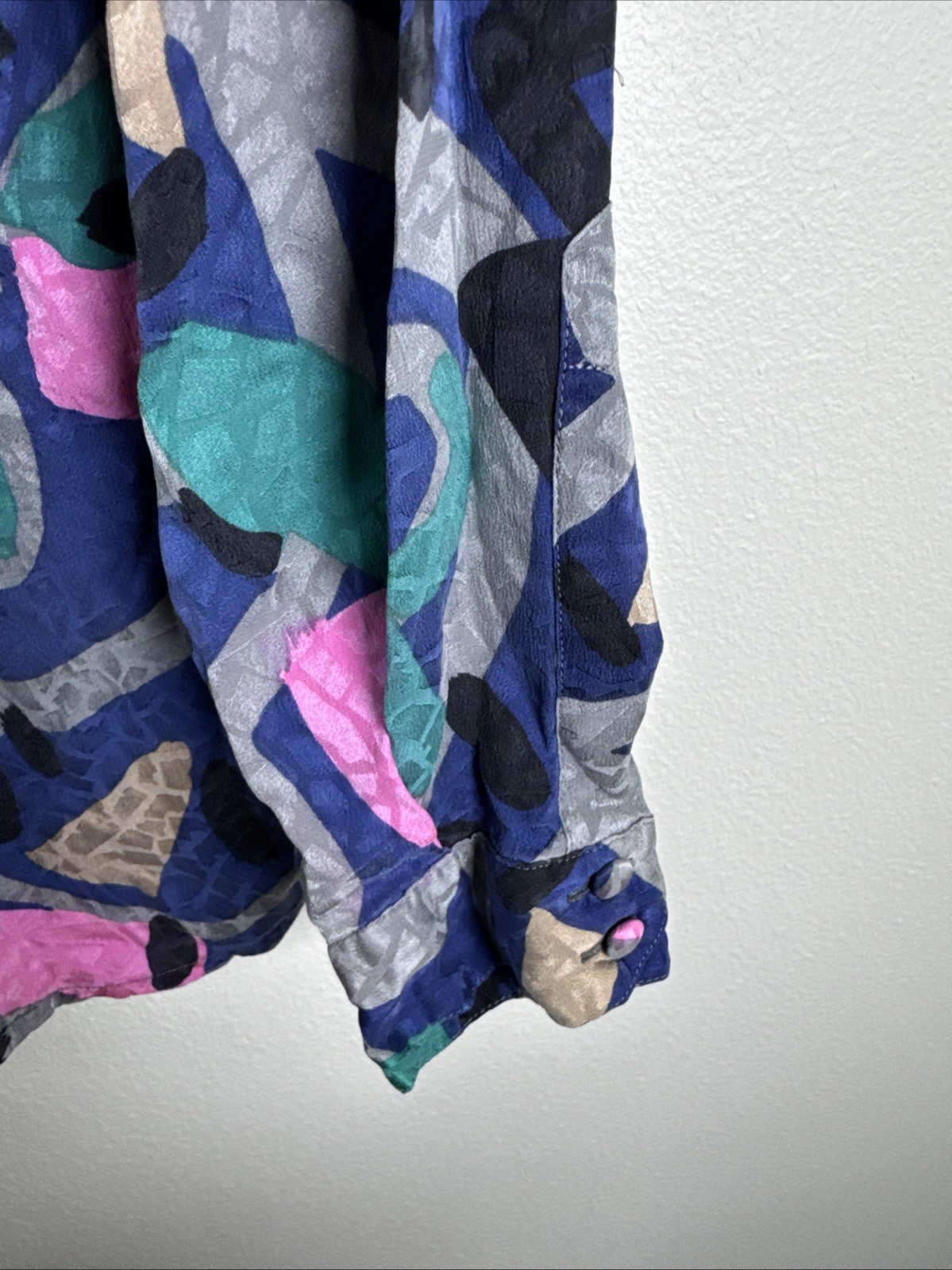 Vintage 80&rsquo;s Flora Kung Abstract multicolor, long sleeve silk Blouse